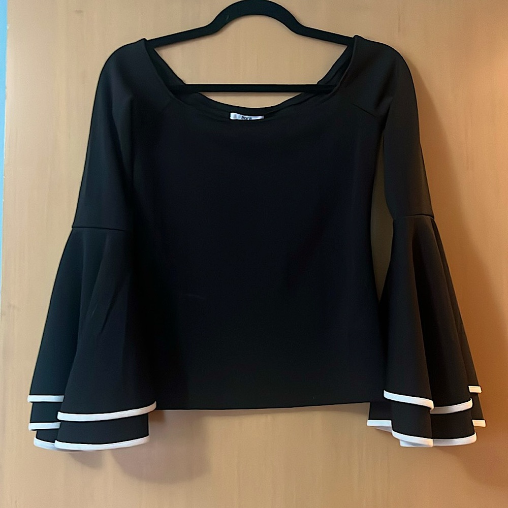 Bar III bell sleeve top